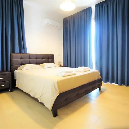 Lemon Grove Modern Paphos