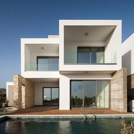 Lemon Grove Modern Villa *