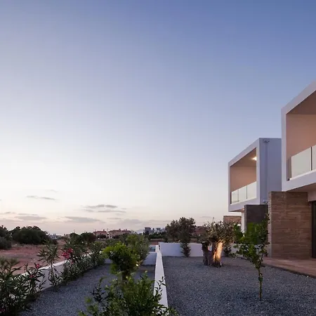 Lemon Grove Modern Paphos