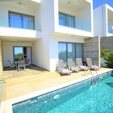 Lemon Grove Modern
